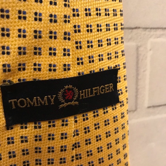 Tommy Hilfiger Men’s Silk Tie GUC - Picture 8 of 8